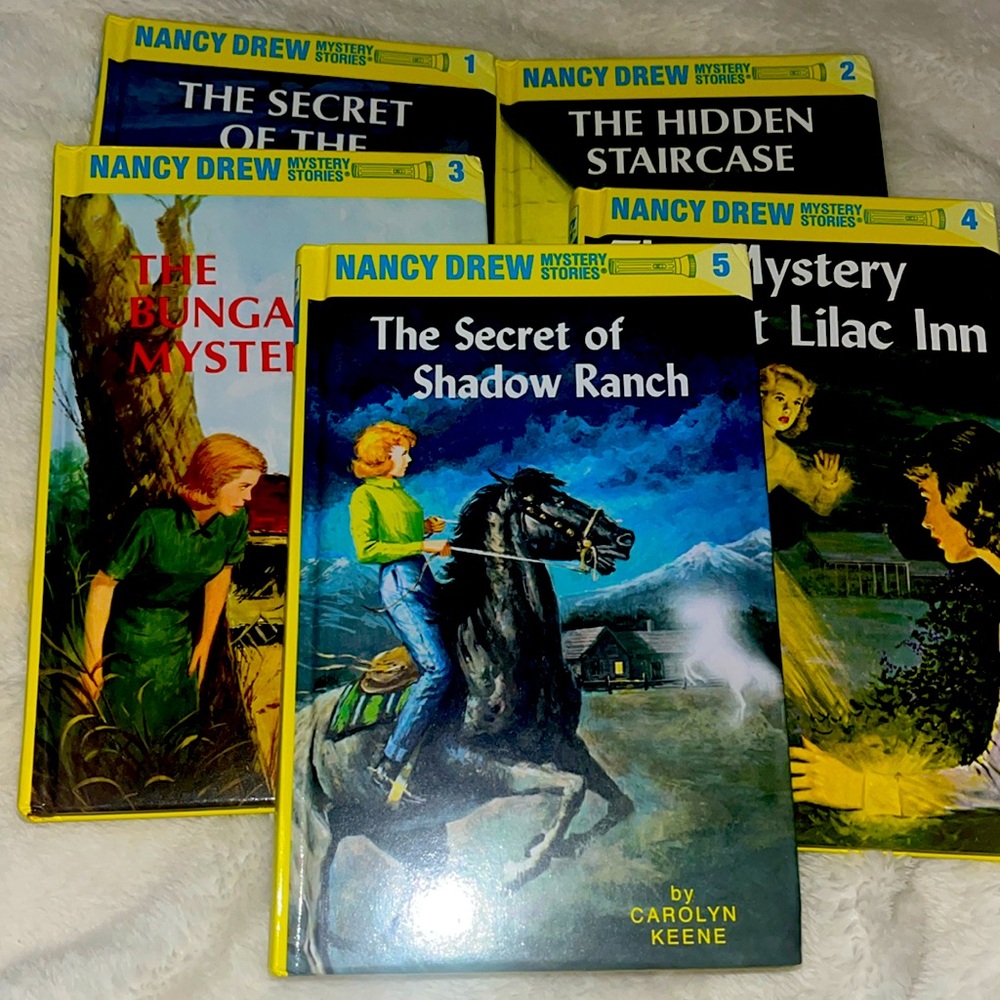 Vintage Nancy drew books lot of five